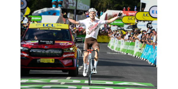 Nino beboet door UCI voor grof taalgebruik Nino beboet door UCI voor grof taalgebruik